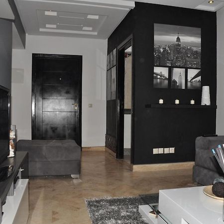 Val Fleuri Apartment With Balcony, Casablanca Exterior photo