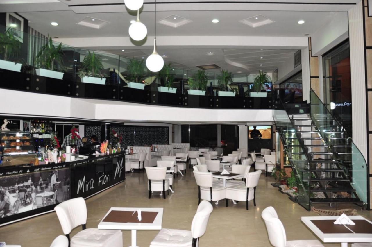 Val Fleuri Apartment With Balcony, Casablanca Exterior photo