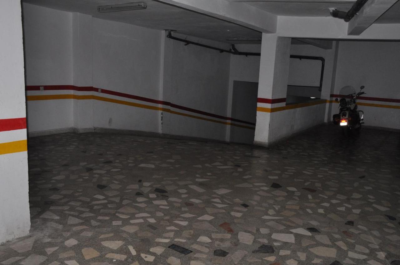 Val Fleuri Apartment With Balcony, Casablanca Exterior photo