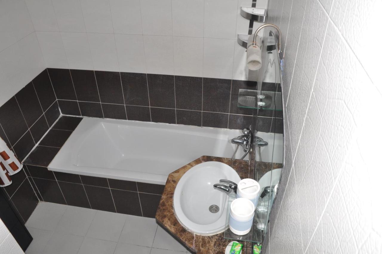 Val Fleuri Apartment With Balcony, Casablanca Exterior photo